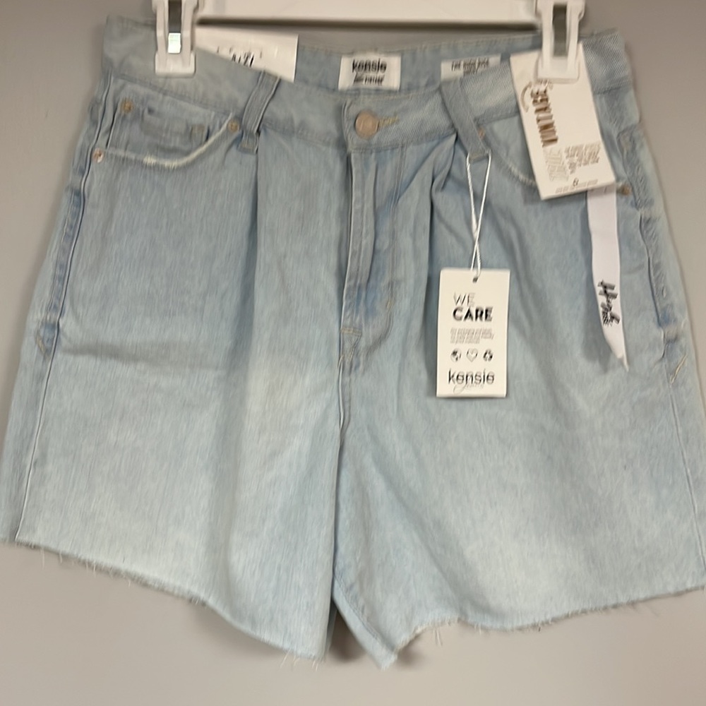 NWT Kensie True Vintage High Rise Denim Shorts, 4/27